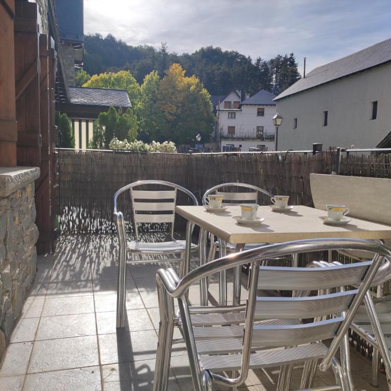 El Llano de Escarrilla - tucasaenlospirineos - Two-Bedroom Apartment - 28