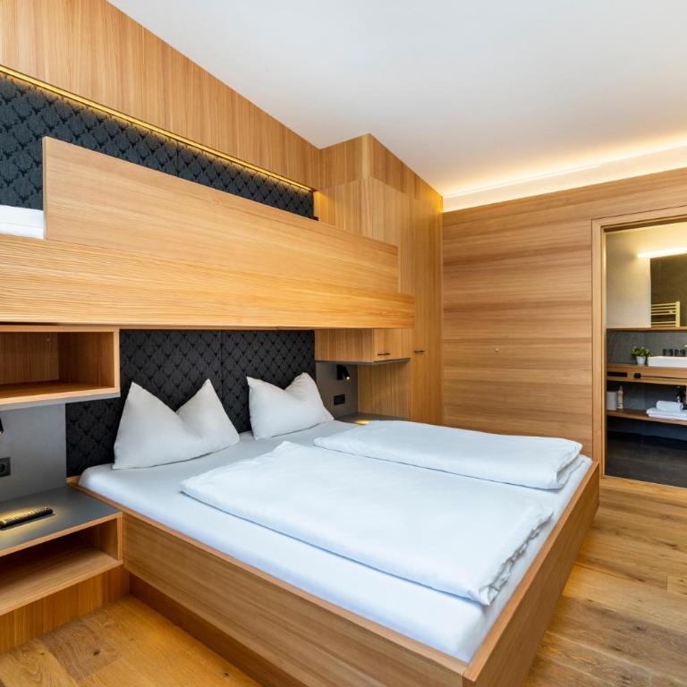 Phantasia - Apartment 6 - 3