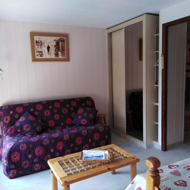 Coquet Studio de 4 personnes aux Carroz - Balcon et Wifi - Apartment mit Balkon - 4