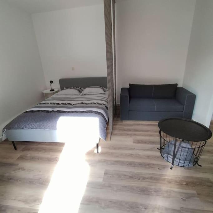 Spacieux studio dans résidence avec parking privé - Appartement 1 Chambre - 6