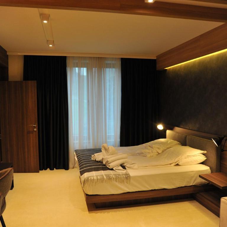 Family Apart Woodside - Duplex Apartment - 10