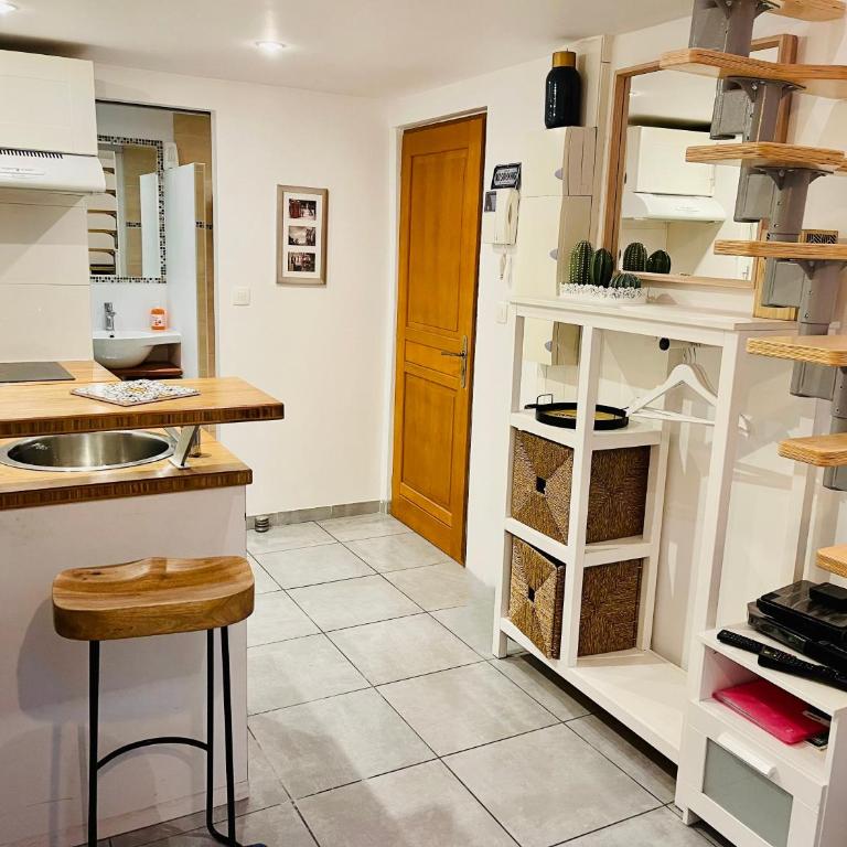 Ravissant studio en plein centre de Marseille - Appartement 1 Chambre - 7