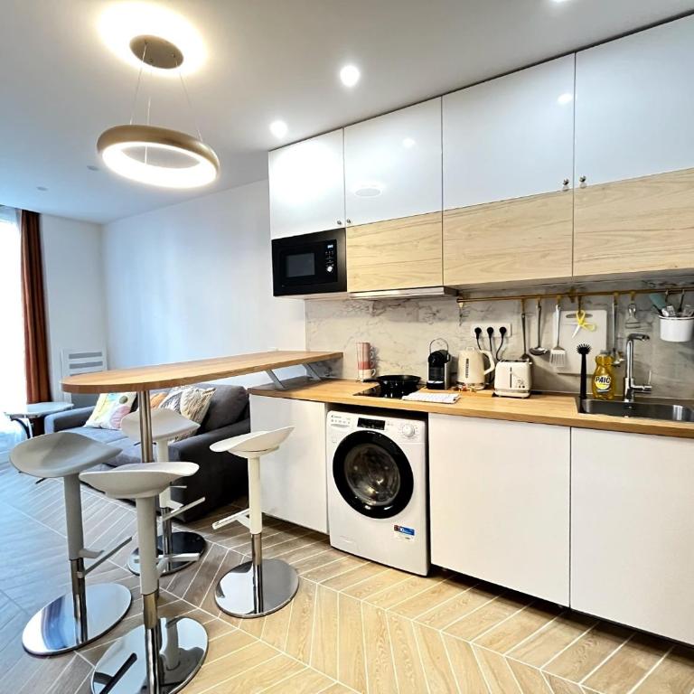 New Inn Paris - Apartment - 1