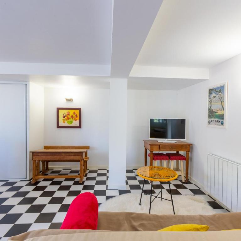 Maison Royan Foncillon-Chay classée PMR - One-Bedroom House - 10