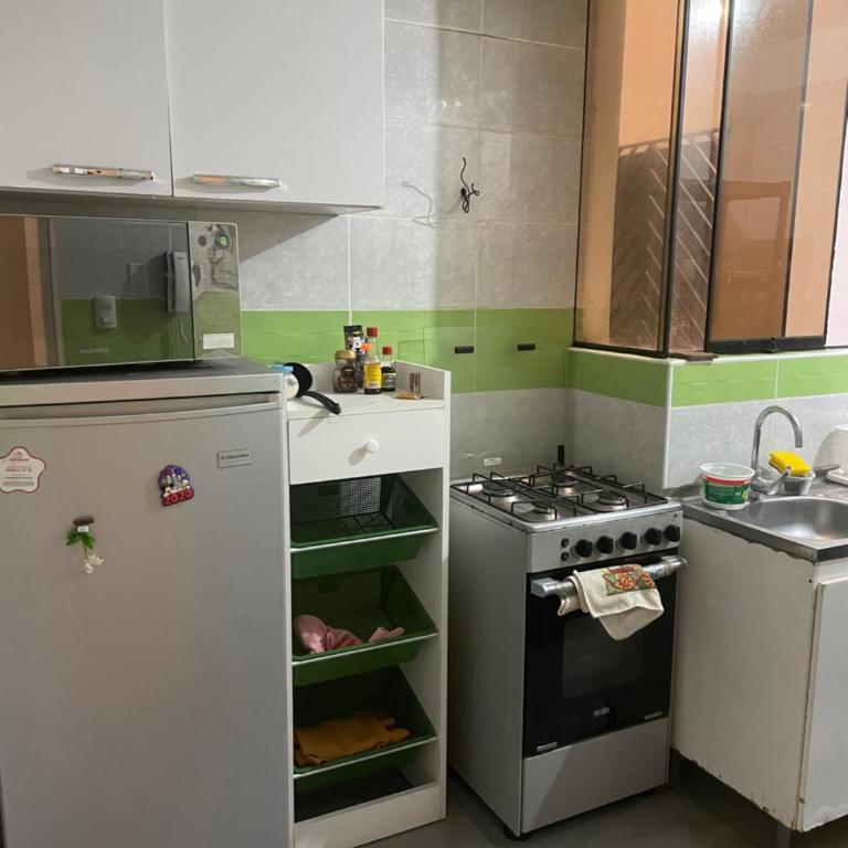 Hermoso departamento en pueblo libre cerca al aeropuerto - Three-Bedroom Apartment - 6