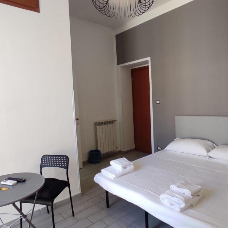 three angels vatican - Doppelzimmer mit Balkon - 2