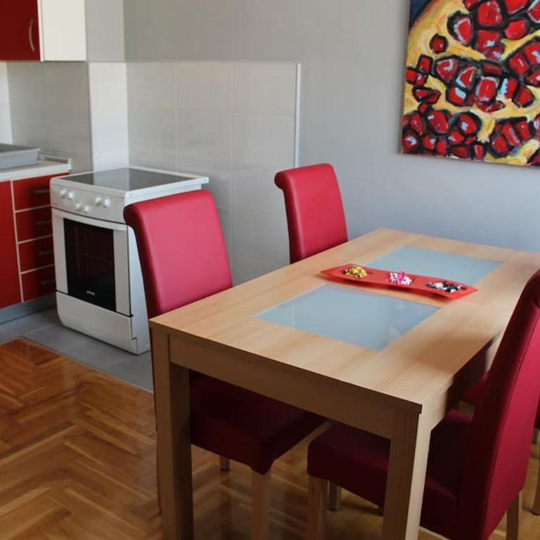 Comfortable apartment near the City Center - Apartman sa 1 Spavaćom Sobom - 8