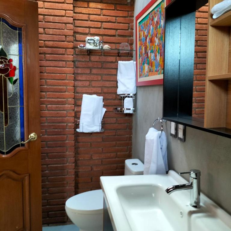 LARIMAR Gallery y Hotel Boutique - Estudio - 12