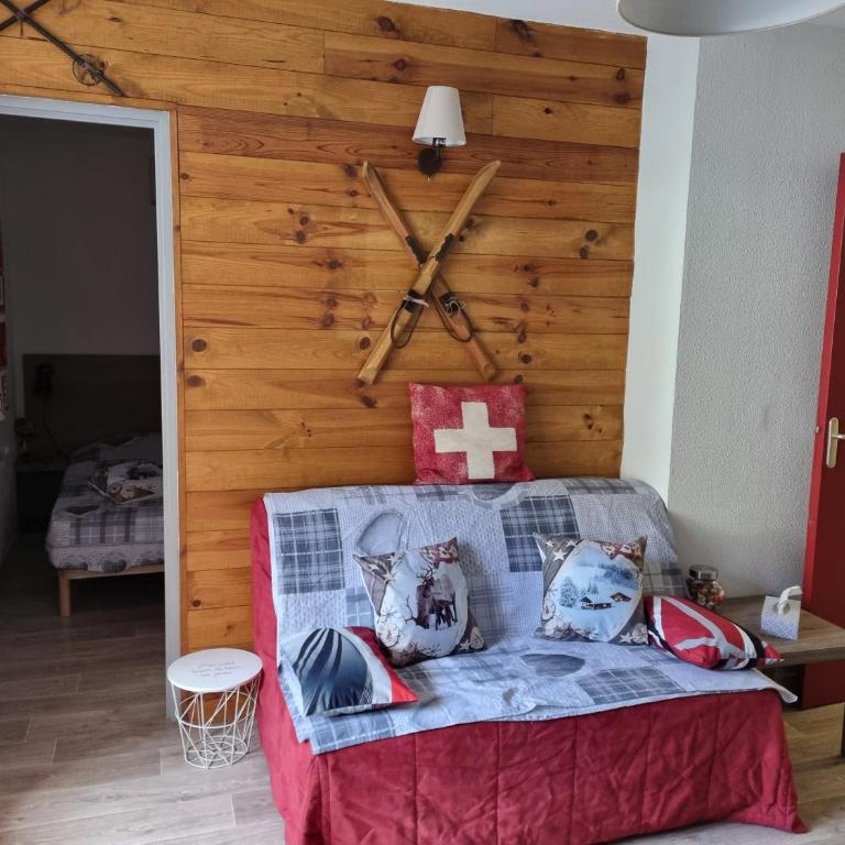 Agréable appartement de 6 pers au pieds des pistes ,wifi gratuit à Saint-Sorlin-d'Arves labelise 3 étoiles au gîte de France - Appartement 2 Chambres - 6