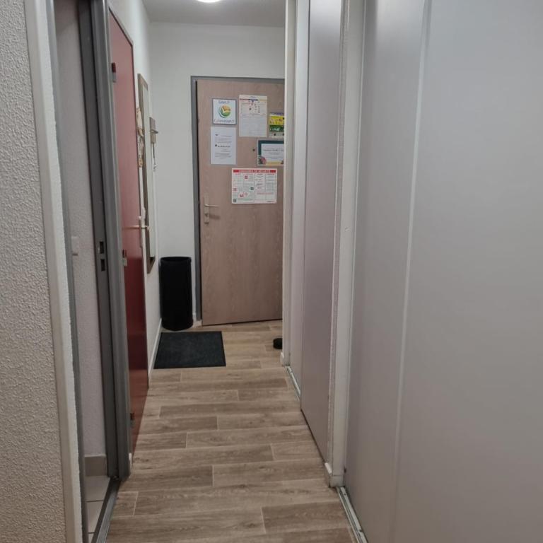 Agréable appartement de 6 pers au pieds des pistes ,wifi gratuit à Saint-Sorlin-d'Arves labelise 3 étoiles au gîte de France - Appartement 2 Chambres - 23