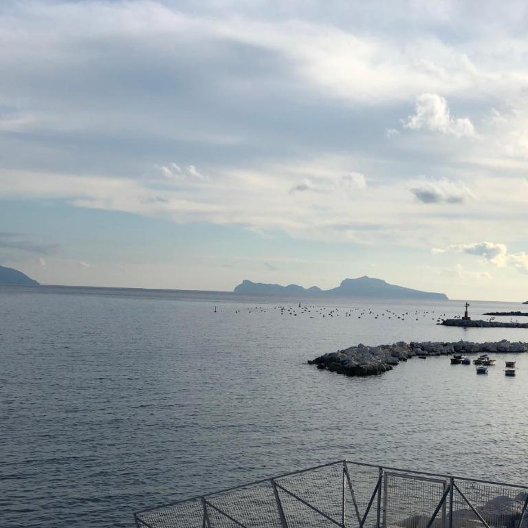 Marina SKY 8 - Camera Tripla Deluxe con Vista Mare - 25
