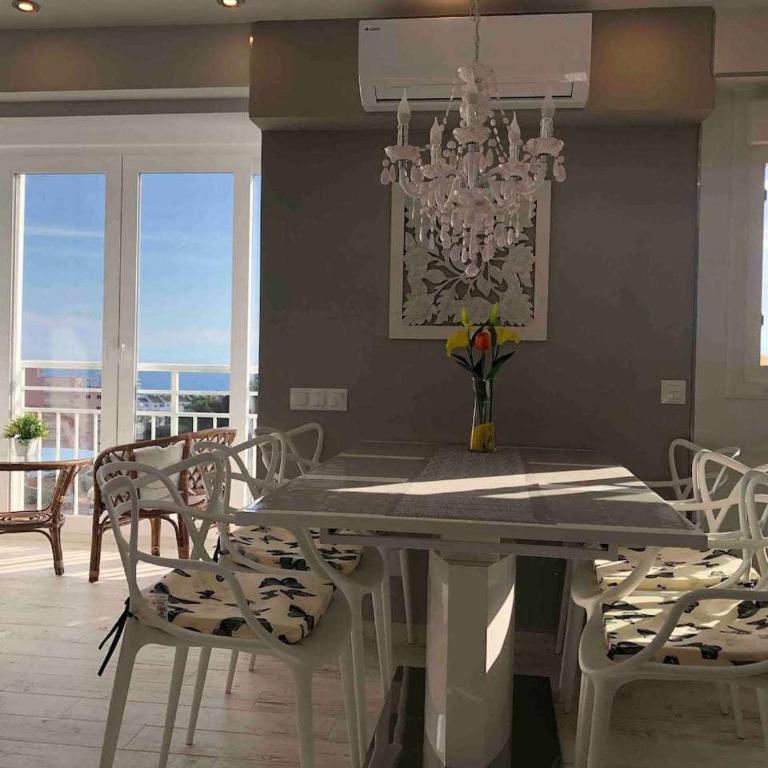 Sol y Playa en Benalmádena · Piscina & Parking - Apartment with Sea View - 2