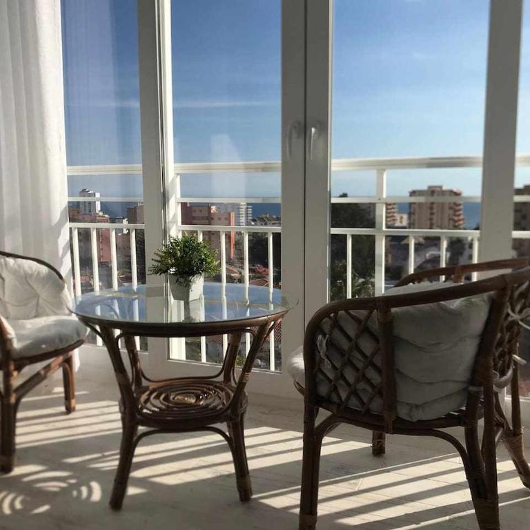 Sol y Playa en Benalmádena · Piscina & Parking - Apartment with Sea View - 7