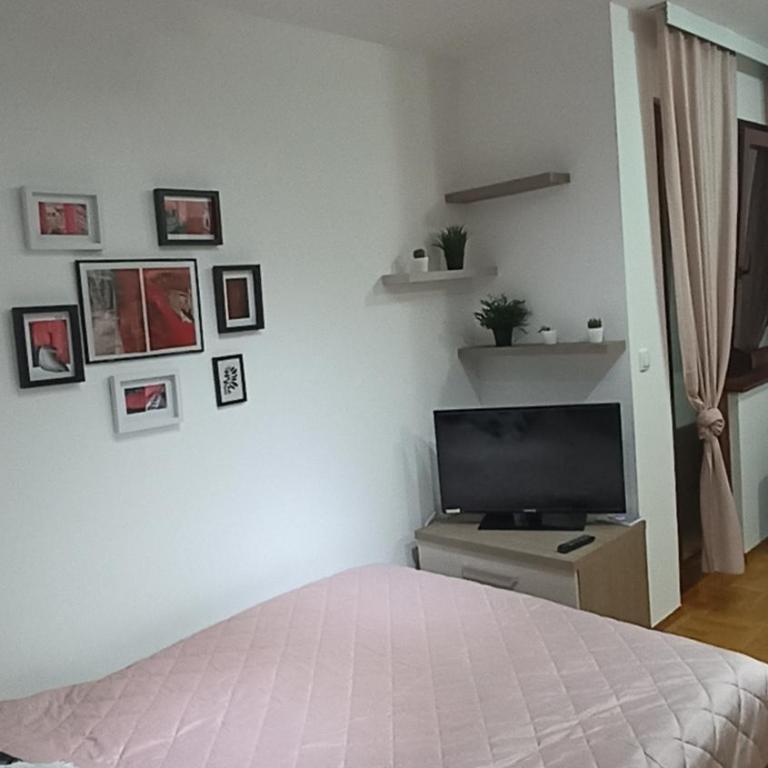 ZLATIBORSKI KONACI K3 apartman16 - One-Bedroom Apartment - 4