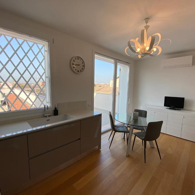 Beatrice Luxury Home - Appartamento con 3 Camere da Letto - 13