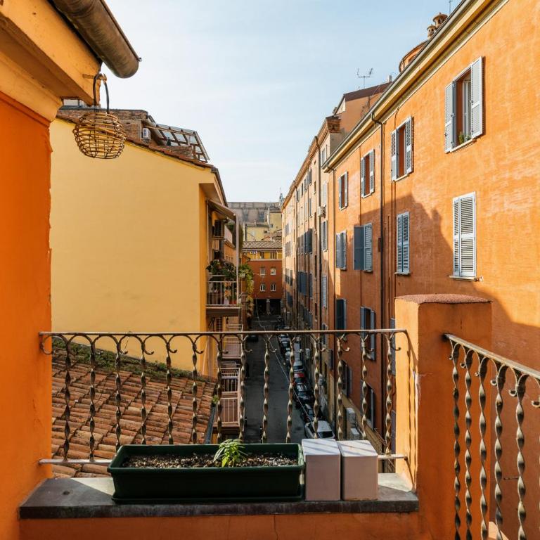 Studio Malcontenti con Terrazzo by Wonderful Italy - Studio Apartment - 17