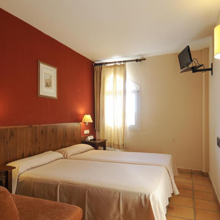 Hotel GHM Monachil - Habitación Doble con cama supletoria (2 adultos + 1 niño) - 3