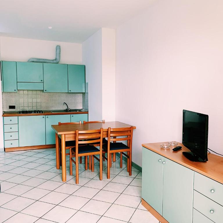 Residence Villa Dei Pini - Apartment - 2