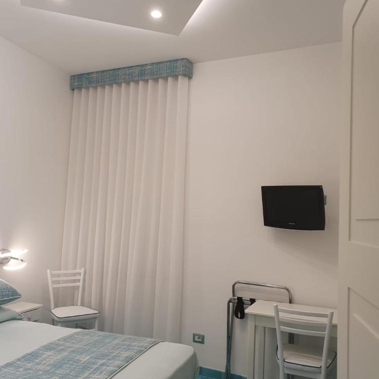 Albergo S. Andrea - Camera Matrimoniale/Doppia con Letti Singoli con Vista - 24