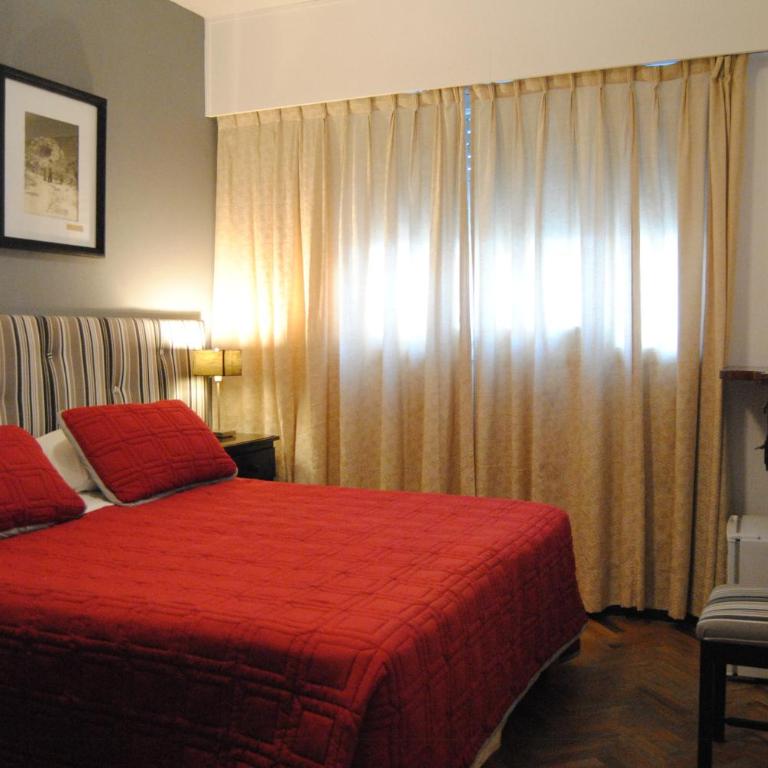 Hotel 24 - Habitación Estándar - 1 cama grande - 2