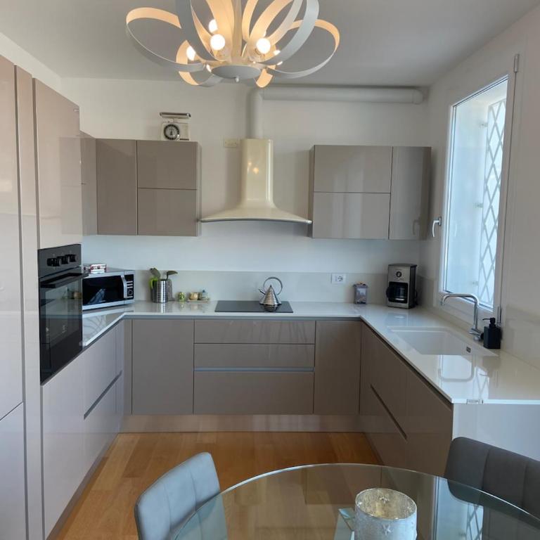 Beatrice Luxury Home - Appartamento con 3 Camere da Letto - 7