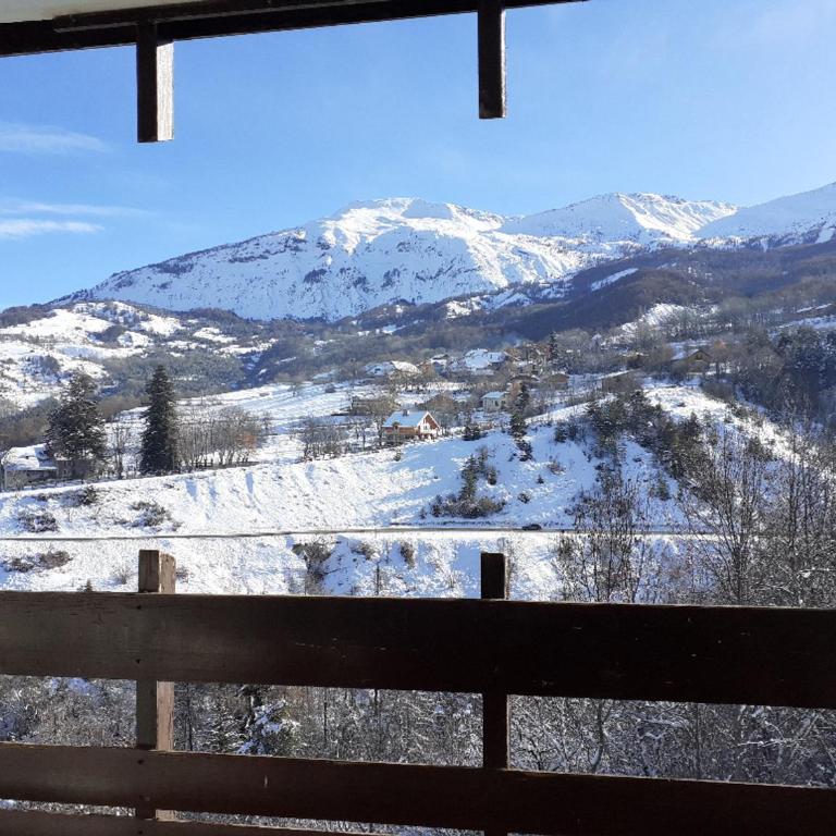 Charmant studio 4 pers au Sauze avec balcon et parking - Studio - 5