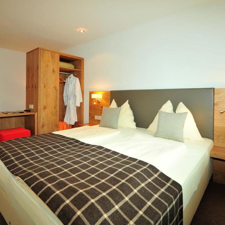 Hotel-Gasthof Strasswirt - Doppelzimmer - 6