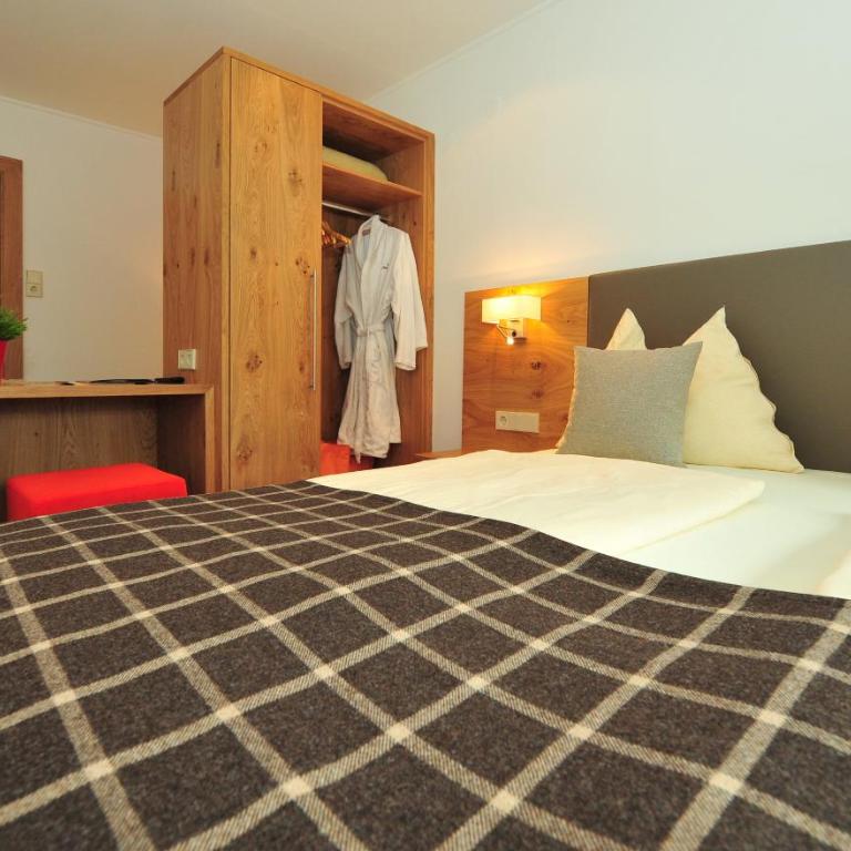Hotel-Gasthof Strasswirt - Doppelzimmer - 3