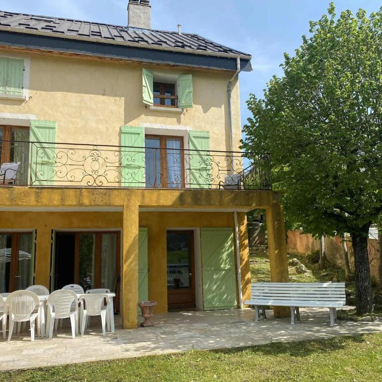 Maison de caractère avec cheminée au centre de Villard de Lans - FR-1-515-4 - Holiday Home (10 Adults) - 1
