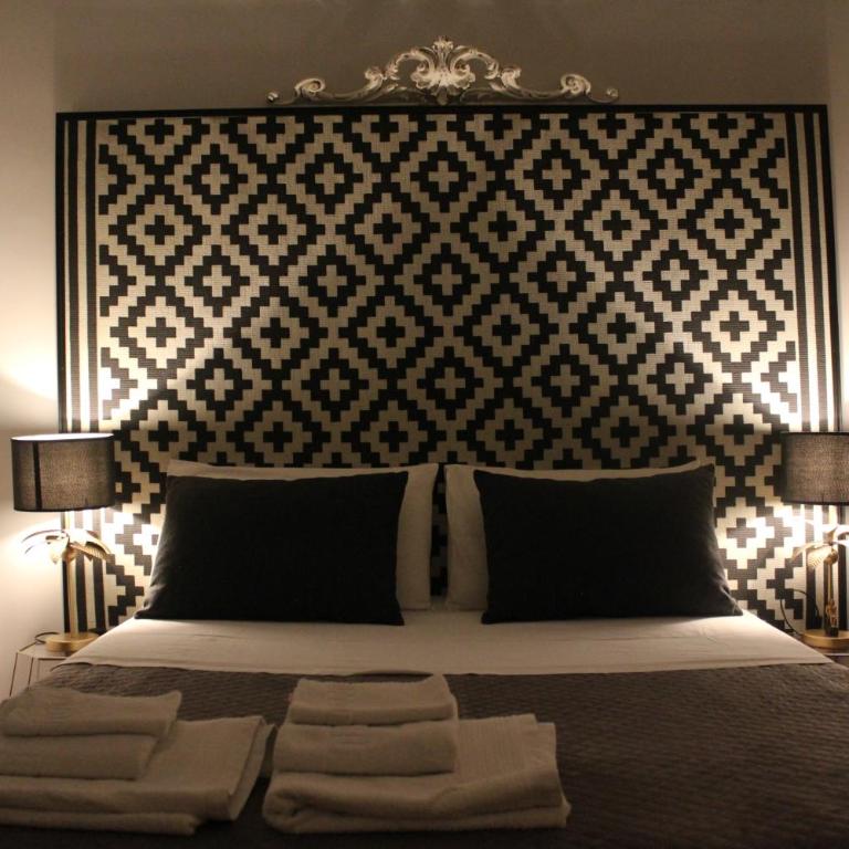 RealPartenope B&B 284 - Double Room with Private Bathroom - 9