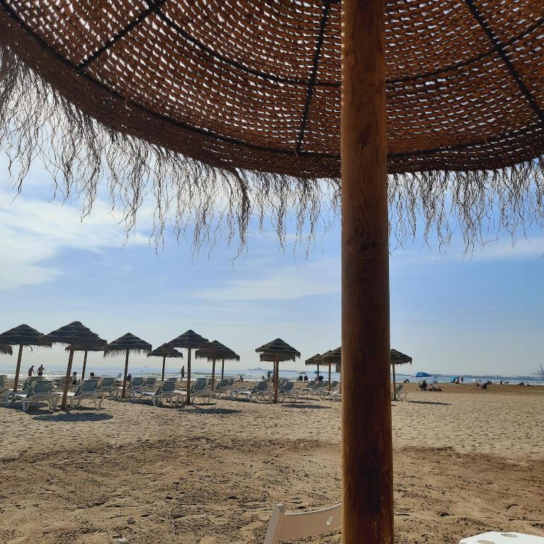 FiveStepsToSea - Beach Apartment Valencia - Apartment with Sea View - 17