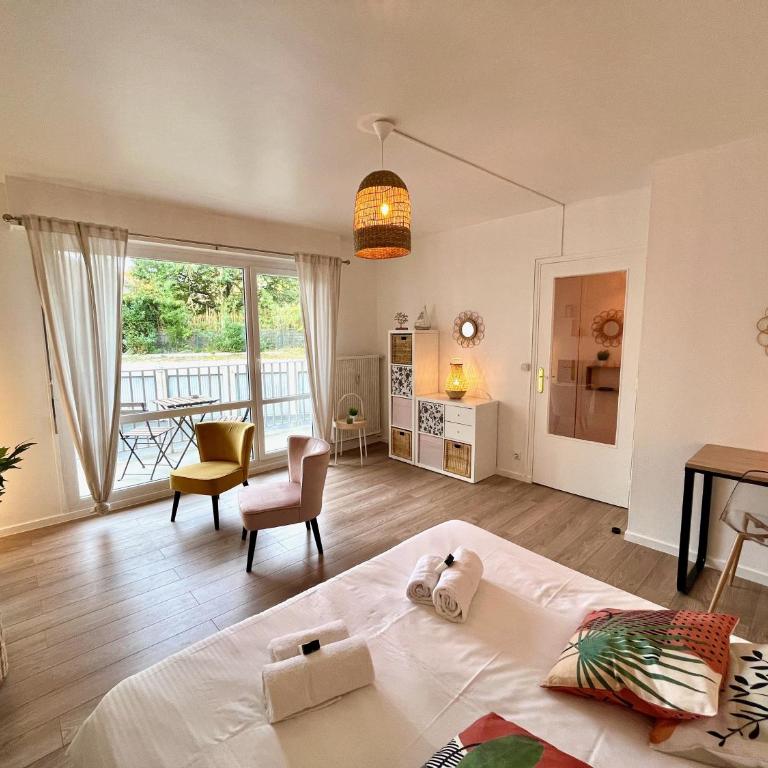 Nihal, Studio proche Zenith avec parking et balcon - Studio avec Balcon - 2
