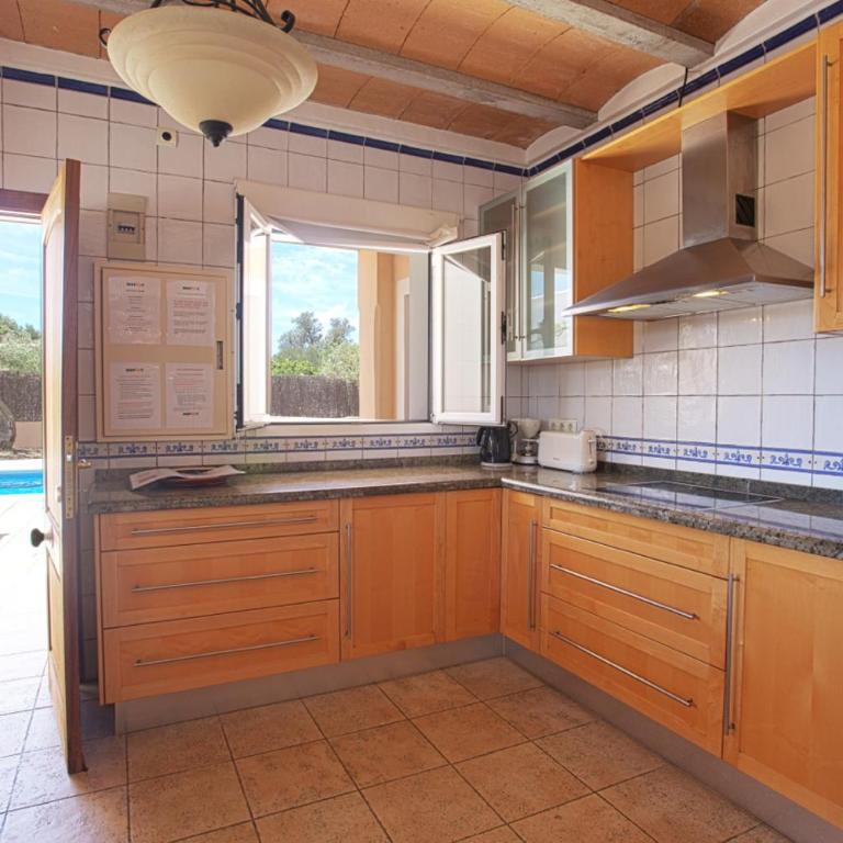 Villa Tom is near to Playa Den Bossa - Villa de 4 dormitorios - 7