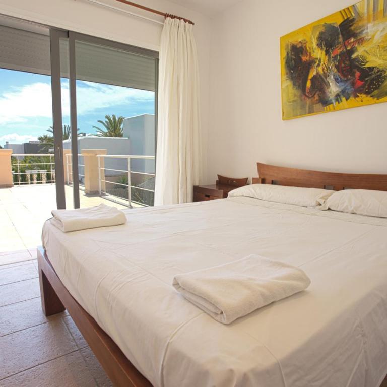 Villa Tom is near to Playa Den Bossa - Villa de 4 dormitorios - 9