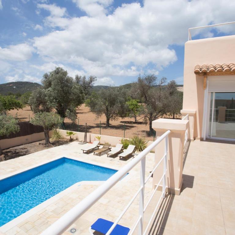 Villa Tom is near to Playa Den Bossa - Villa de 4 dormitorios - 11