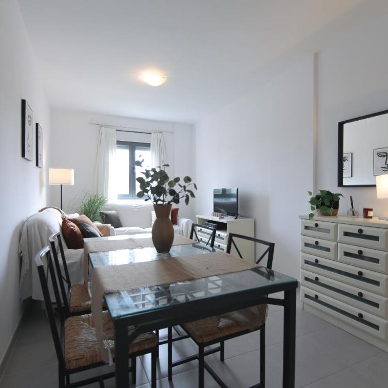 RentalSevilla Clemente Hidalgo - Apartamento de 2 dormitorios - 3