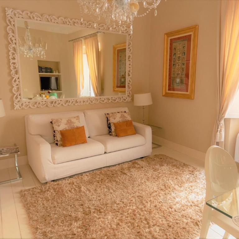 White Florence Suite - One-Bedroom Apartment - 7