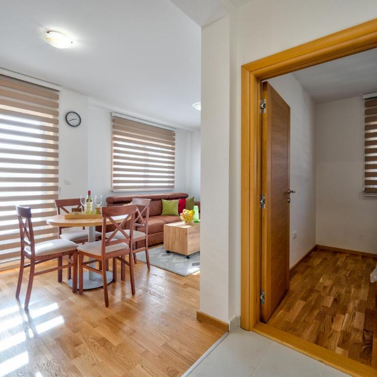 Gold Shine Zlatibor - One-Bedroom Apartment - 13
