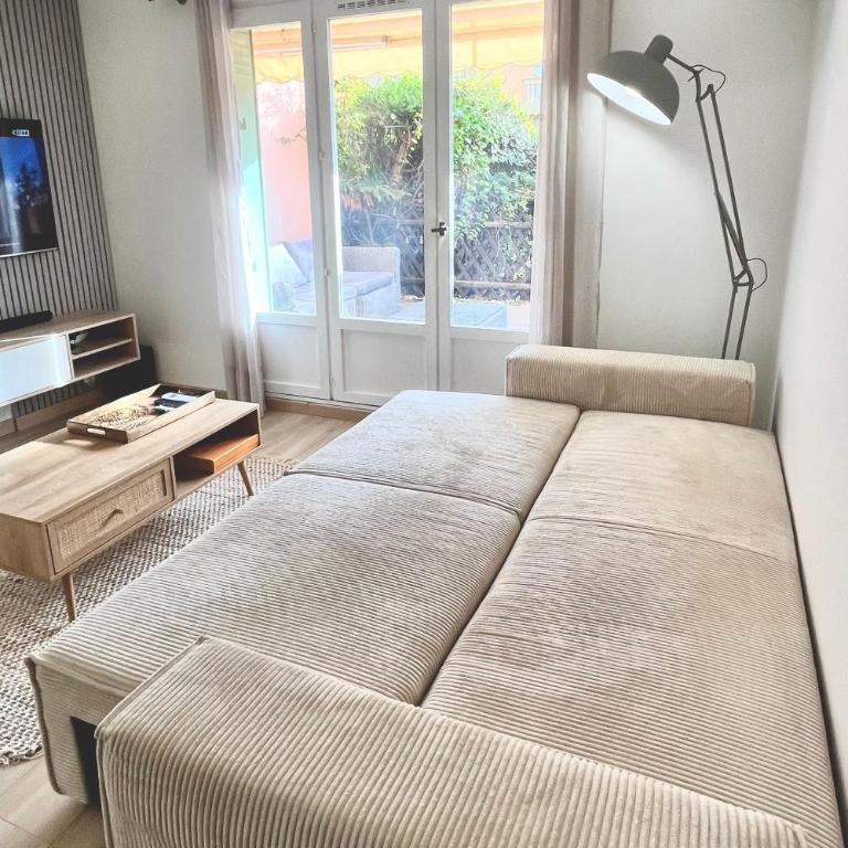 Magnifique 2 Chambres Terrasse et Parking - Appartement 2 Chambres - 11