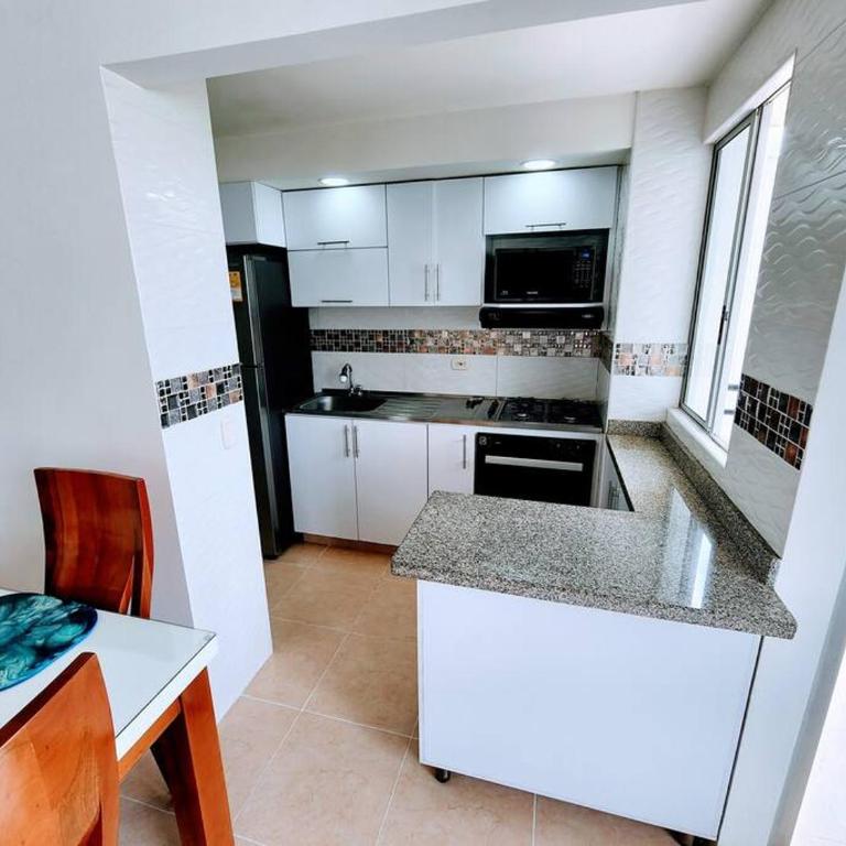 Hermoso apto Sur de cali - Two-Bedroom Apartment - 14