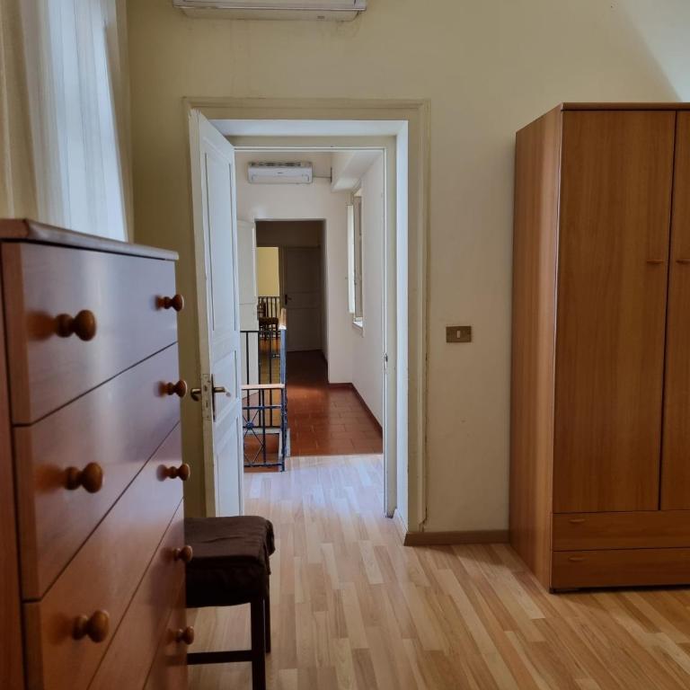 Piazza Politeama - Appartamento con 3 Camere da Letto - 9