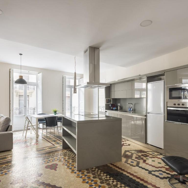 Macflats Ayuntamiento - Three-Bedroom Apartment - 8