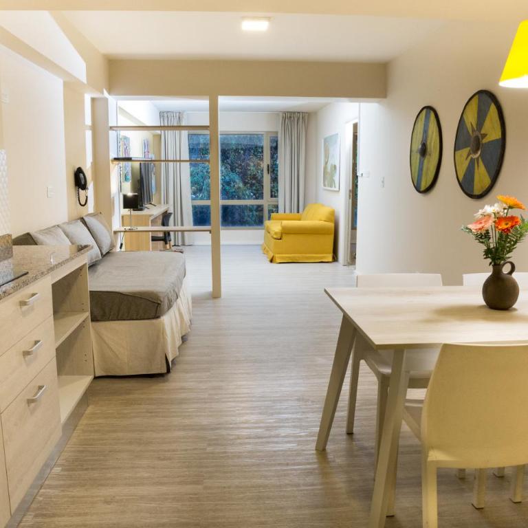 MINI LOFT Departamentos Bariloche - Apartment with Garden View - 24