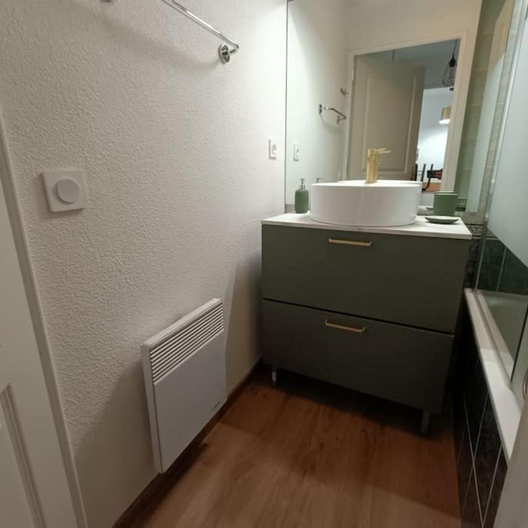 Snowliday - Appartement pour 4 personnes, au pied des pistes, en résidence 4 étoiles - Appartement 1 Chambre - 8