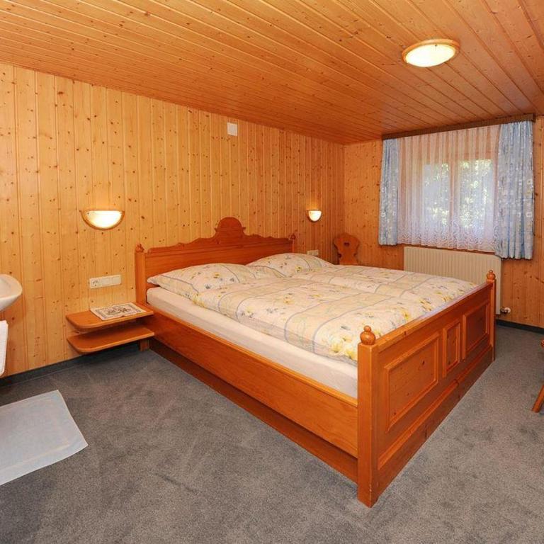 Haus Tschambräu - Apartment mit Dusche - 9