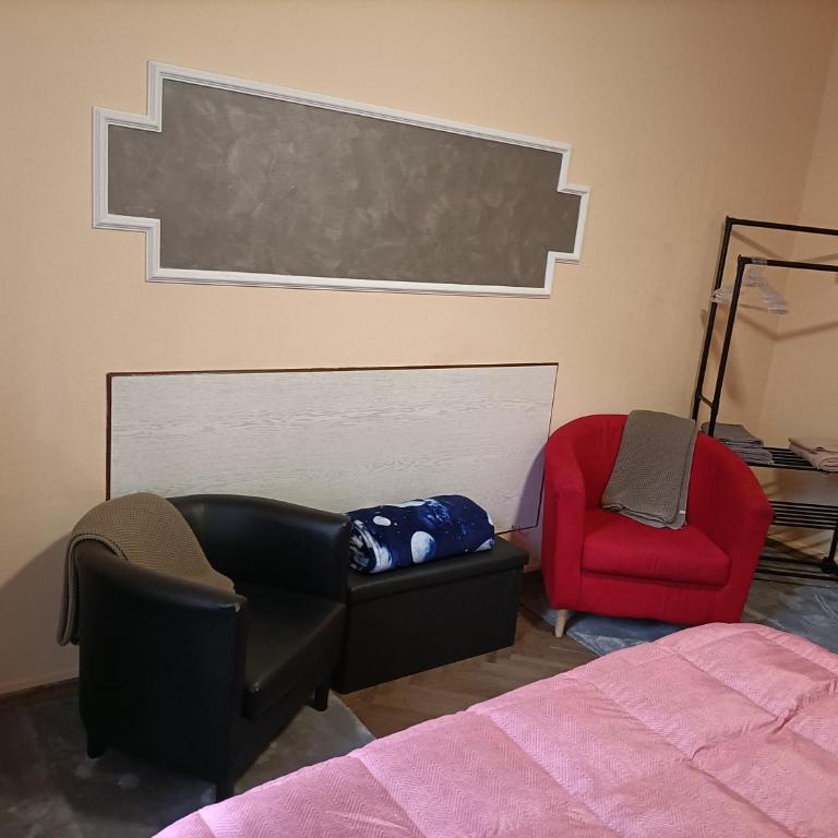 La casa di Laura - Two-Bedroom Family Apartment - 9