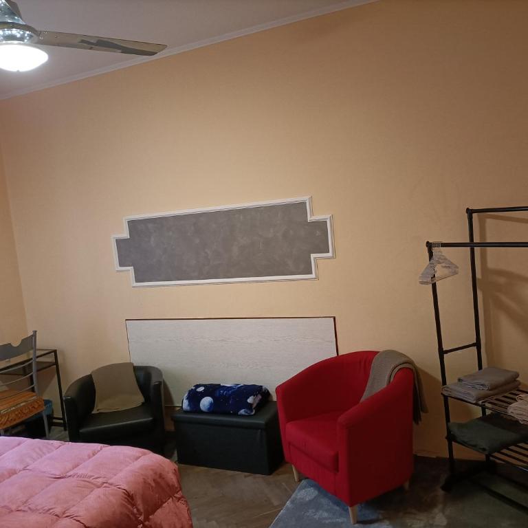 La casa di Laura - Two-Bedroom Family Apartment - 4