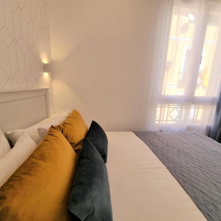 MOLINA - LA LATINA - One-Bedroom Apartment - 5