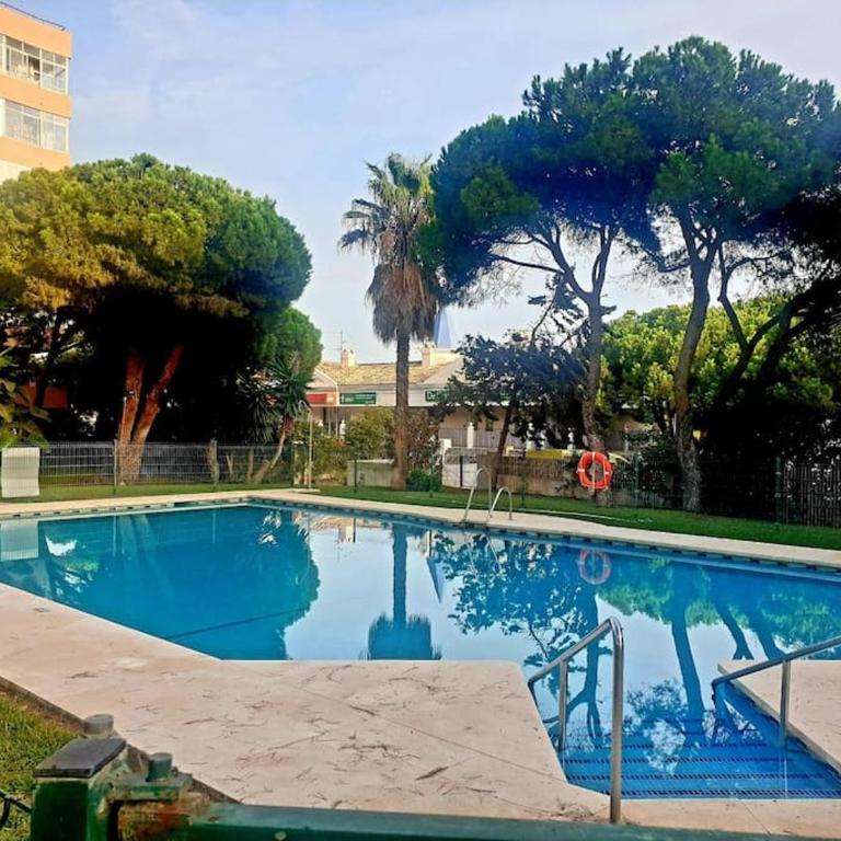 Precioso estudio con piscina a 200m del mar - One-Bedroom Apartment - 1