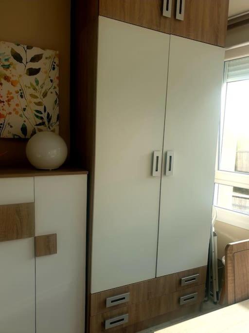 Precioso estudio con piscina a 200m del mar - One-Bedroom Apartment - 30